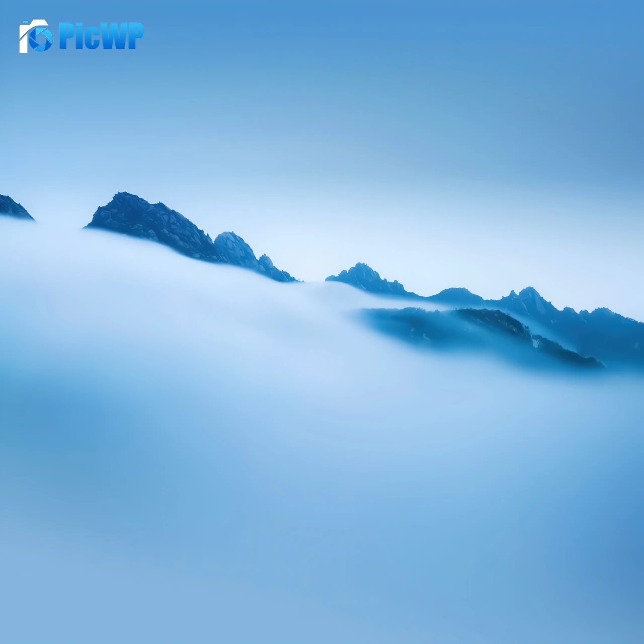 Above clouds Mountains 5K Fold Wallpaper
