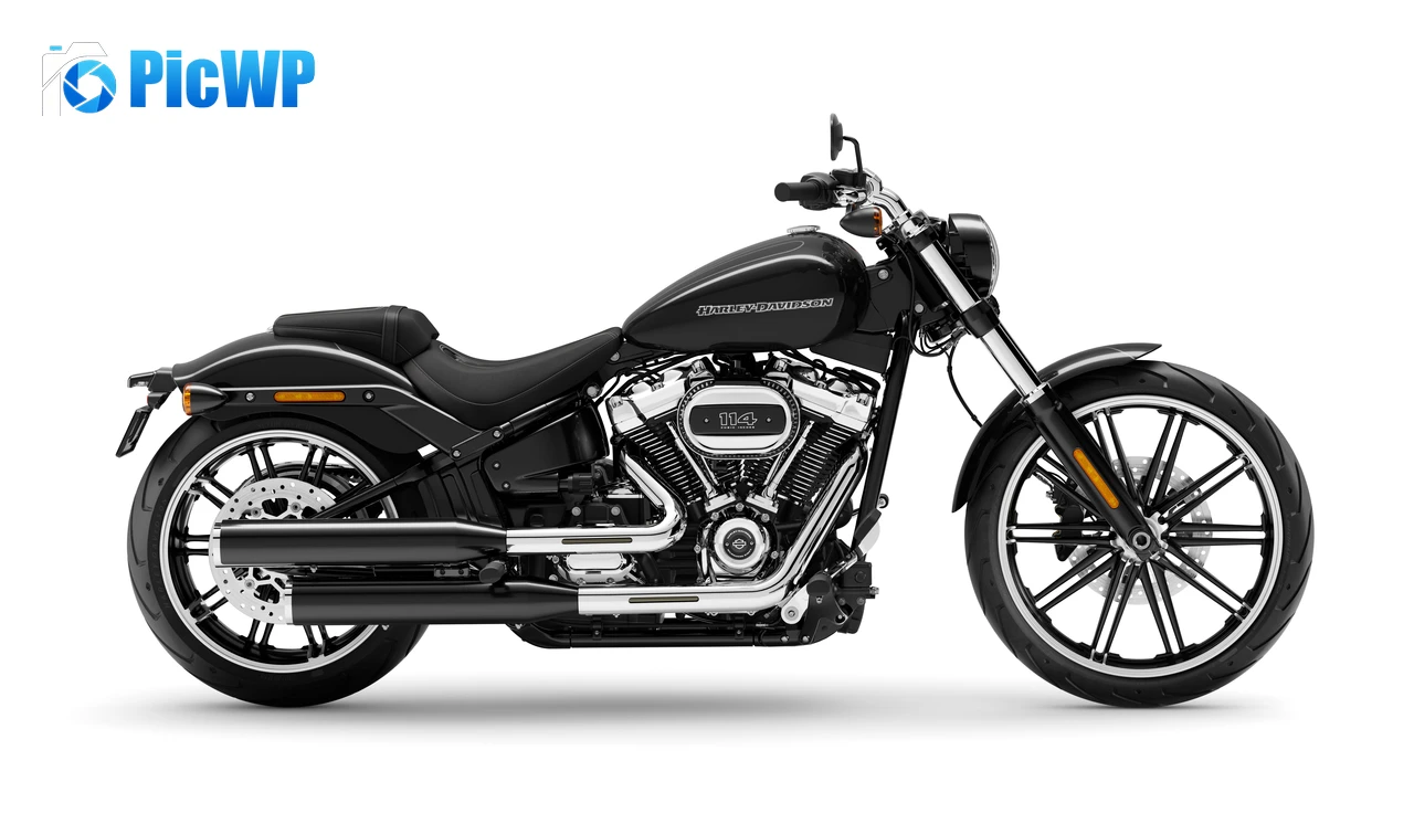 Harley-Davidson Breakout FXBR Cruiser motorcycle 8K PC Wallpaper