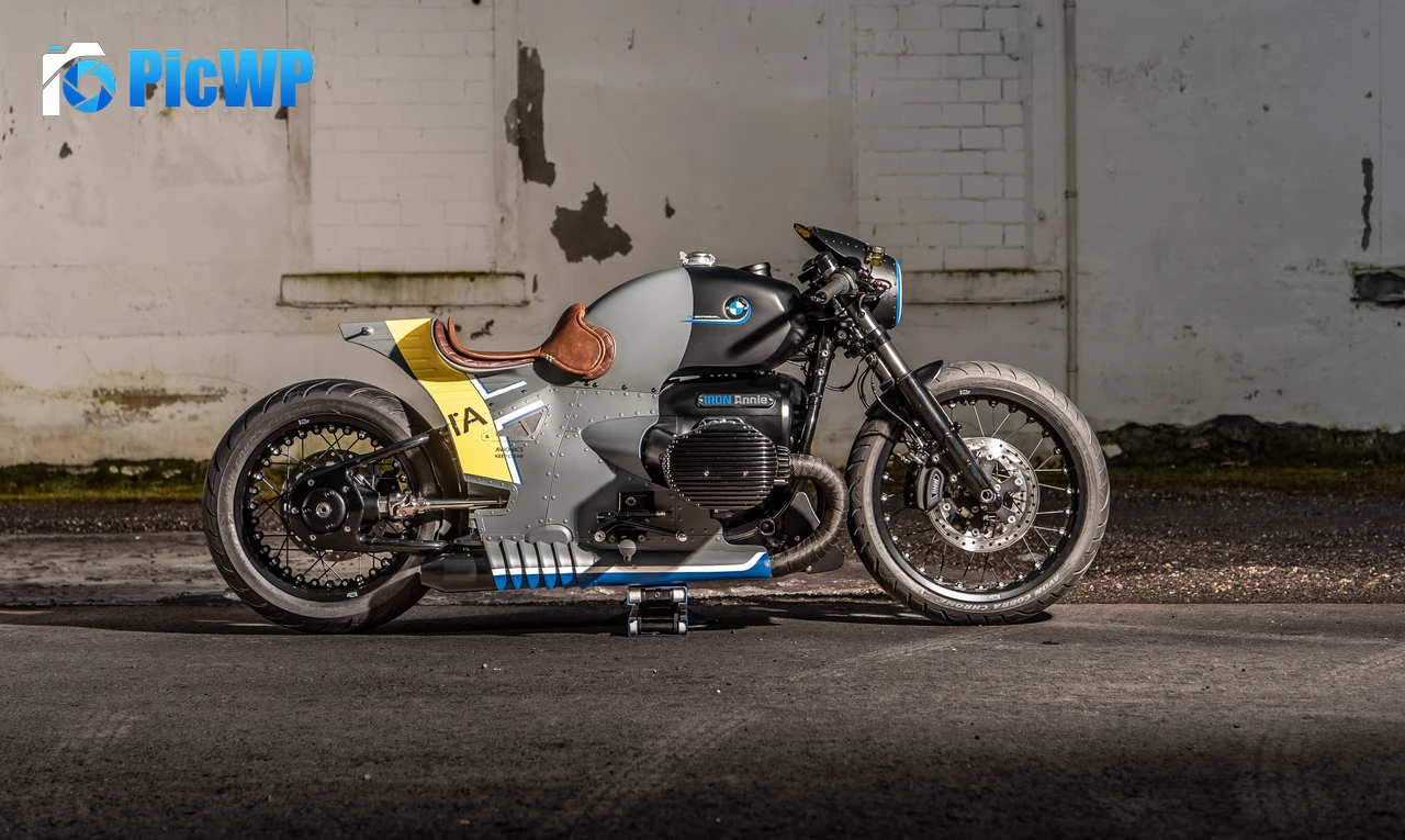BMW R 18 Iron Annie 6K PC Wallpaper
