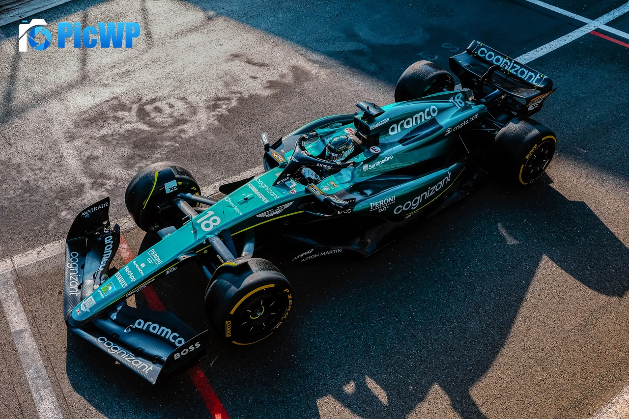 Aston Martin AMR23 Formula One cars 4K PC Wallpaper
