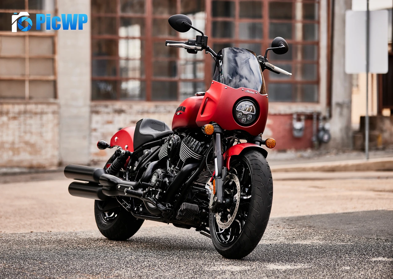 Indian Motorcycle Sport Chief 2023 8K PC Wallpaper