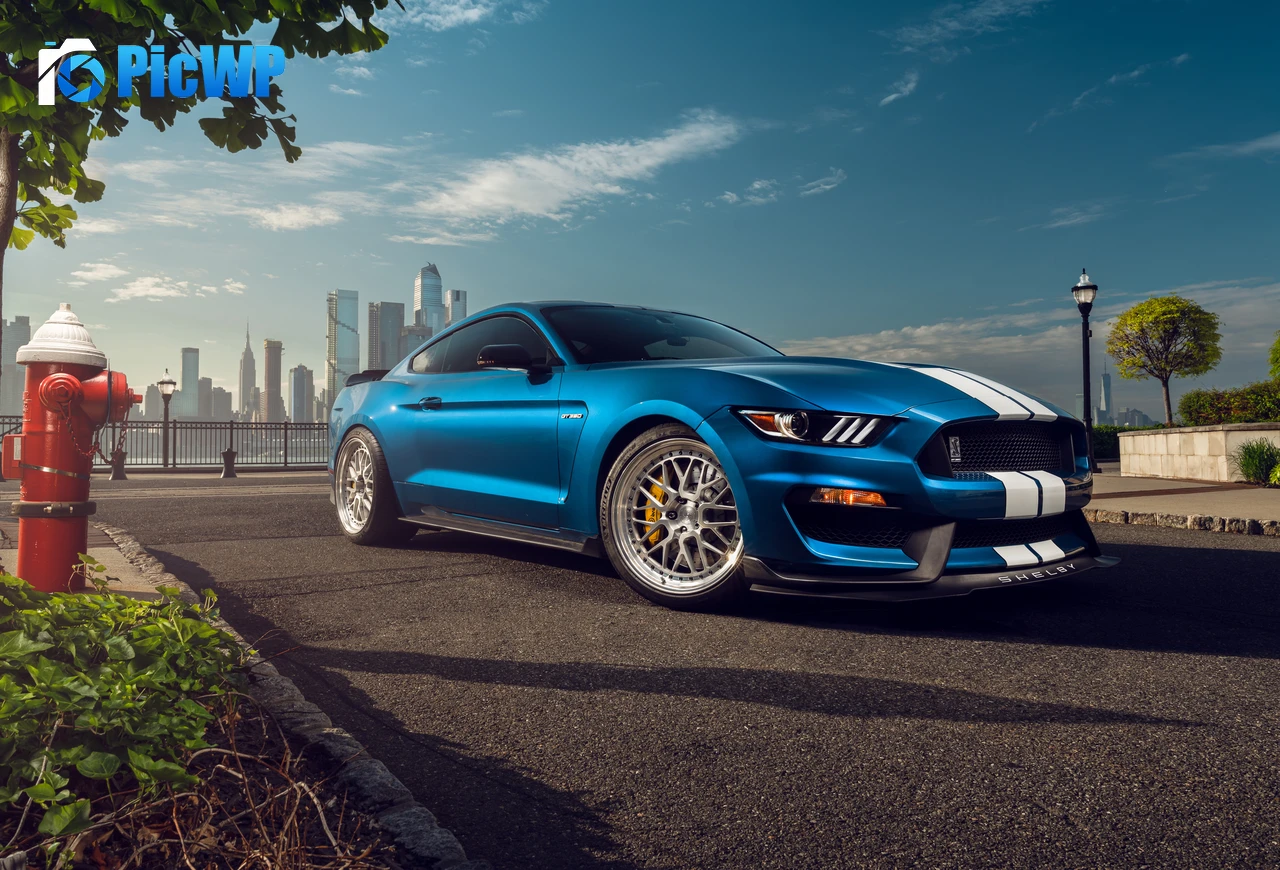 Ford Mustang Shelby GT350 8K PC Wallpaper