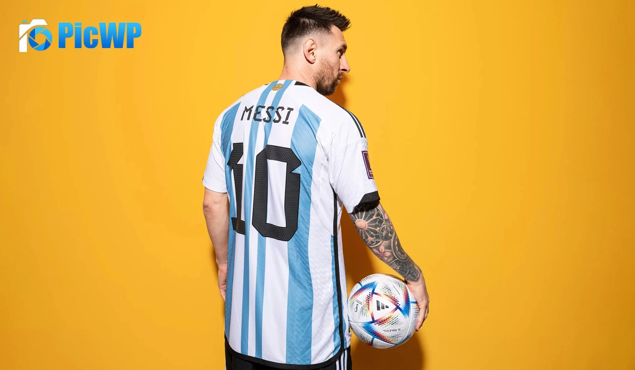 Lionel Messi Yellow background 4K PC Wallpaper
